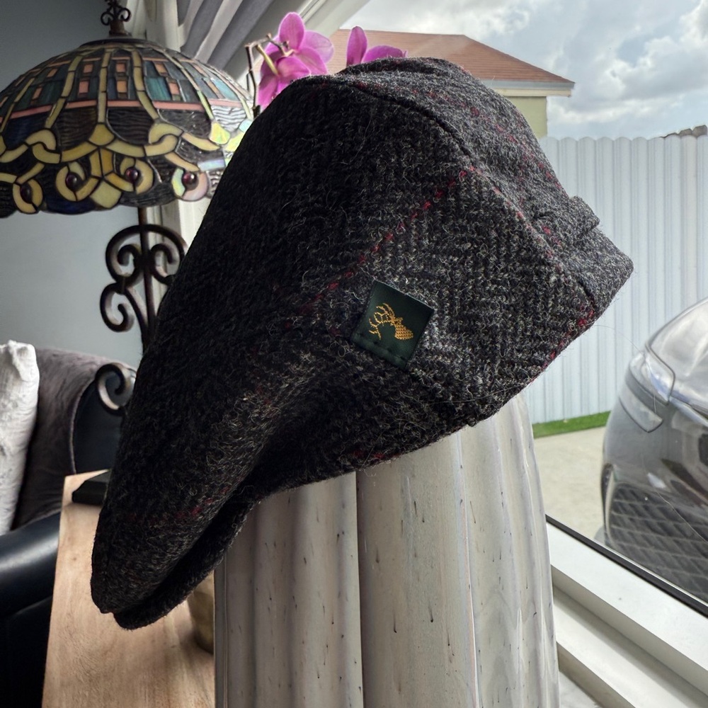 Mucros Weavers Irish Flat Tweed Cap - Picture 2 of 9